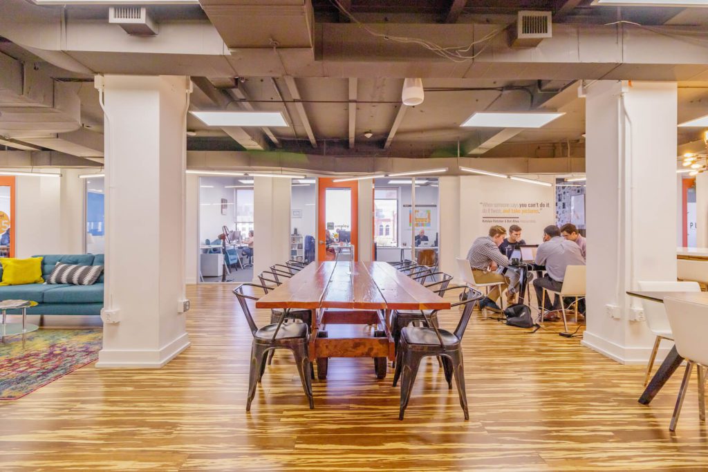 701-Commerce-St-Expansive-Coworking-USA-75202